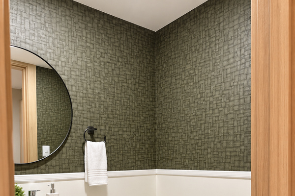 Convenient half bath located just off the main living area, perfect for guests and easy access throughout your stay. ✨