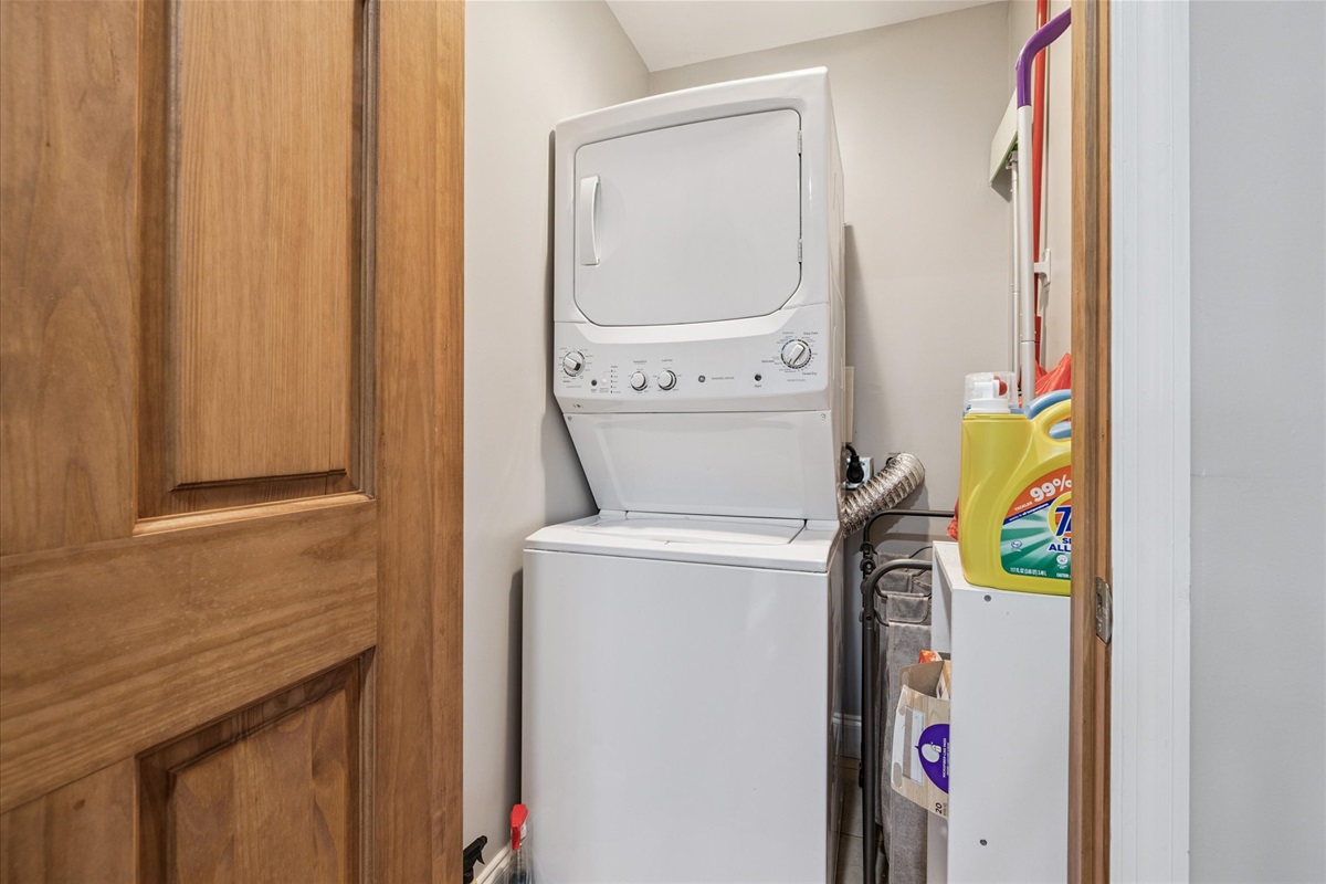 Laundry on 2nd floor
