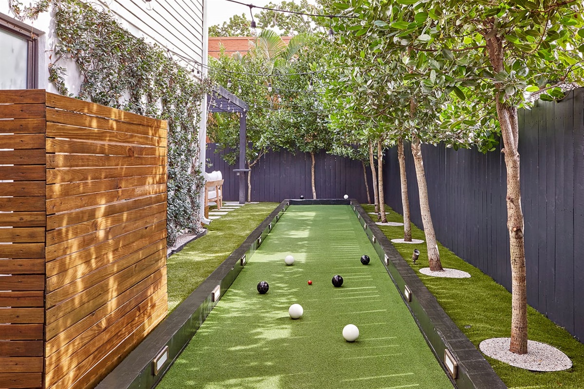 Enjoy a friendly match on our custom-built bocce ball court, beautifully illuminated for evening fun with friends—perfect for sipping cocktails or wine under the lights. After your game, unwind and relax in the soothing waters of our luxurious spa.