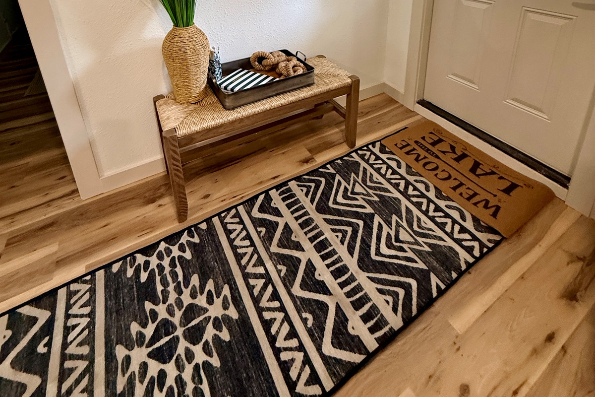 Foyer/Entry