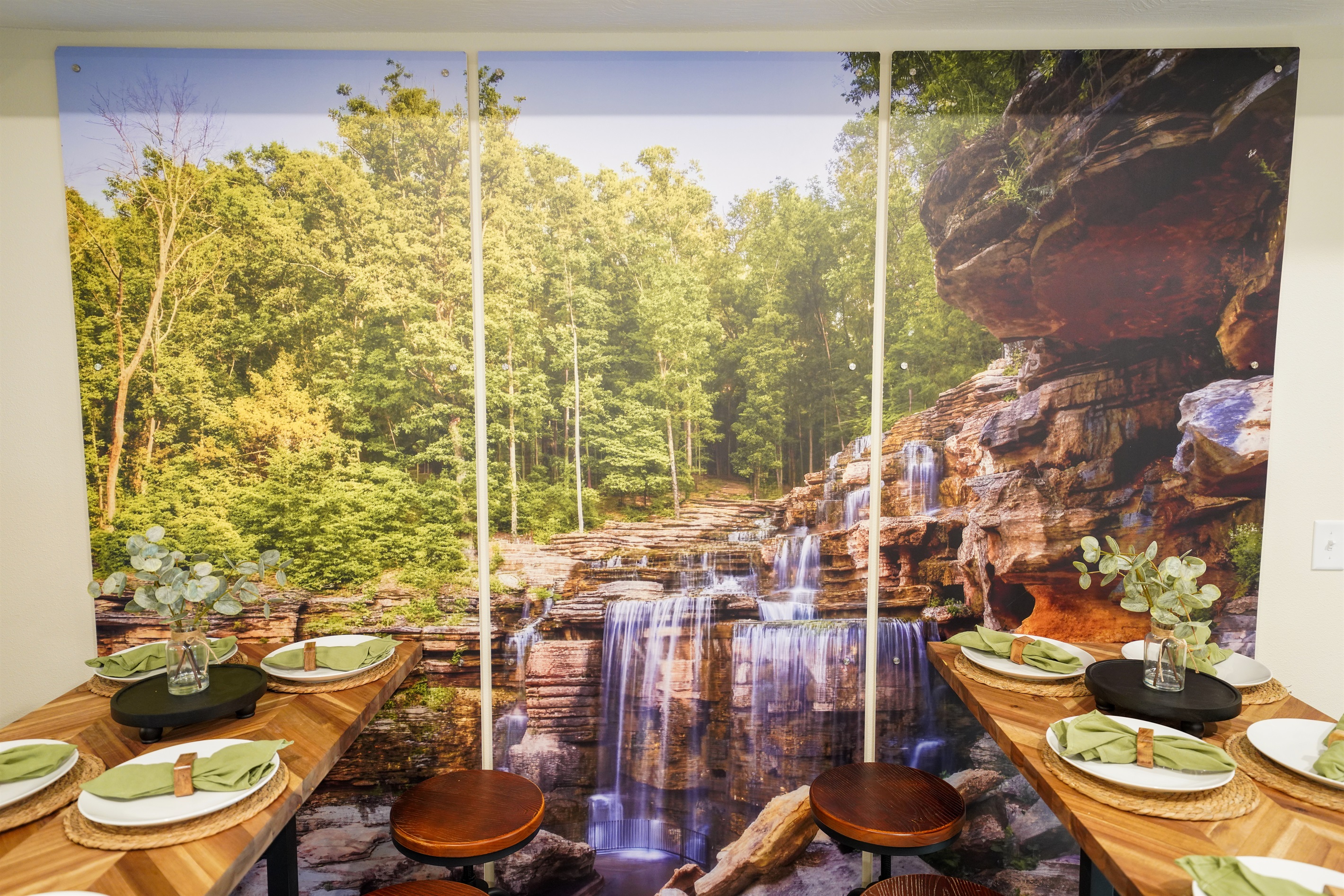 What a gorgeous place to share a meal together