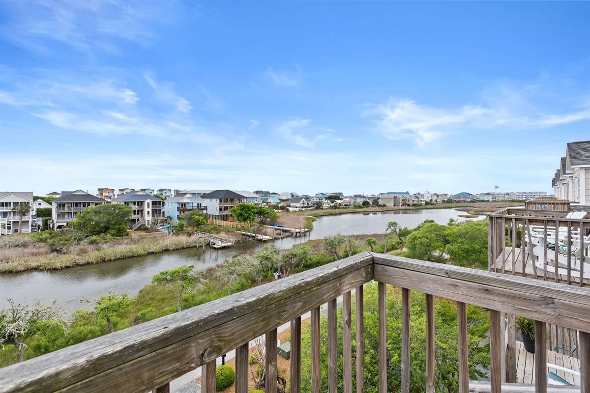 This is Jolly Rogers, where water views set the tone for your stay
