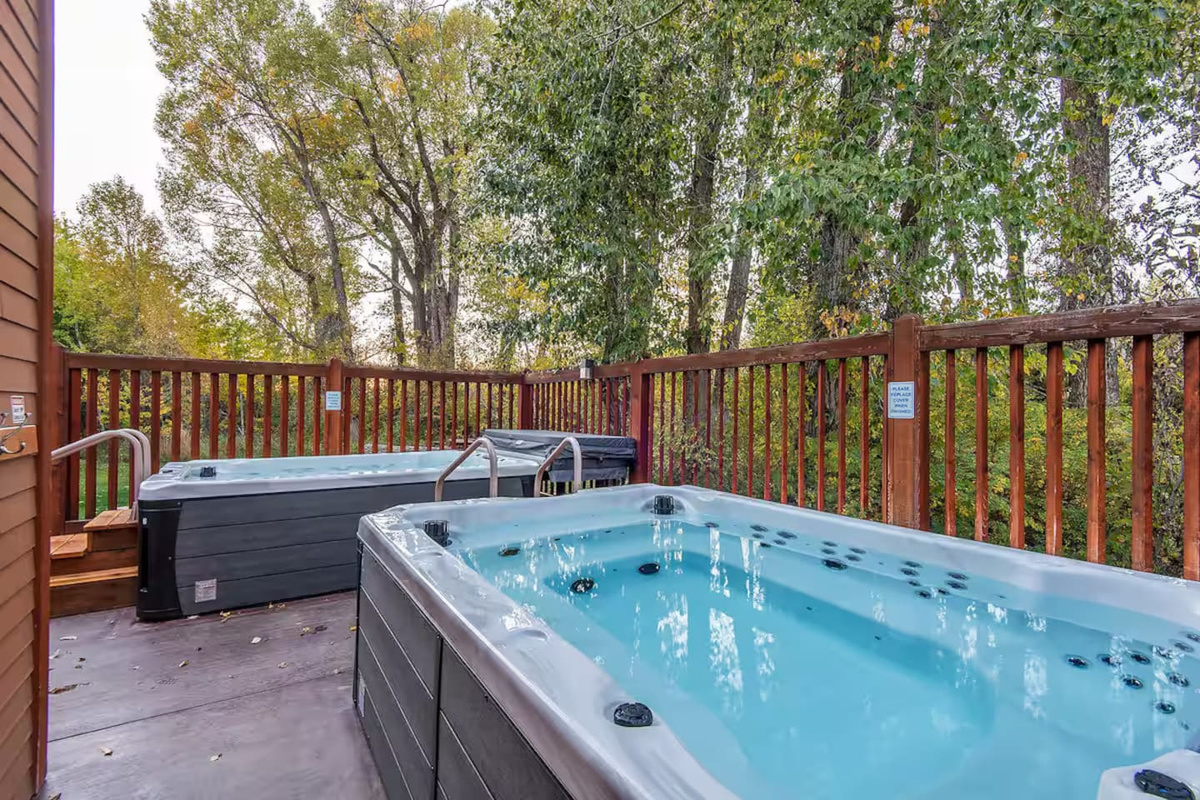 Hot Tub