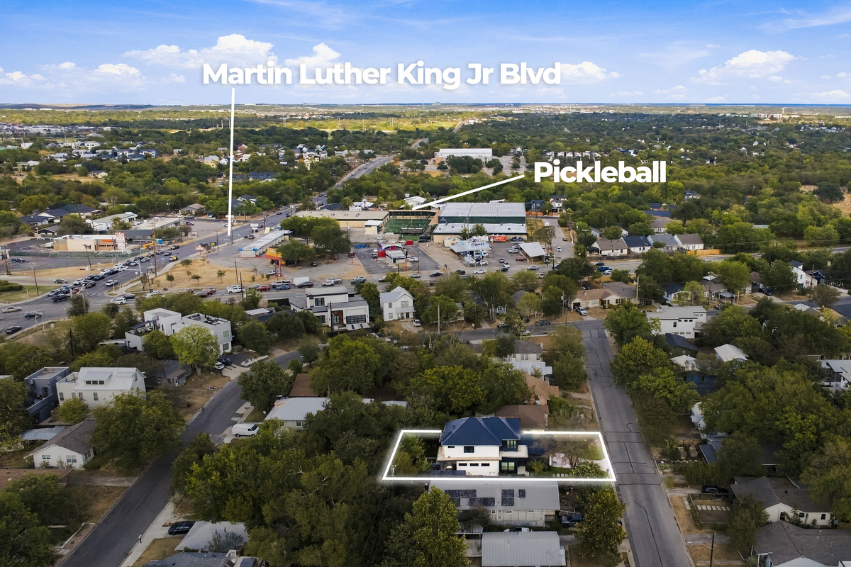 A bird's-eye look at the home's location along the MLK corridor.