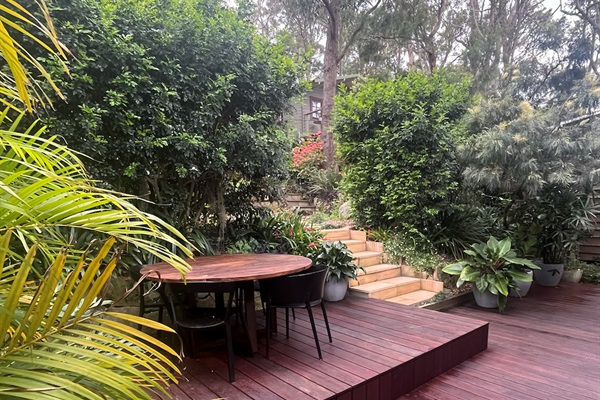 BACK GARDEN DECK