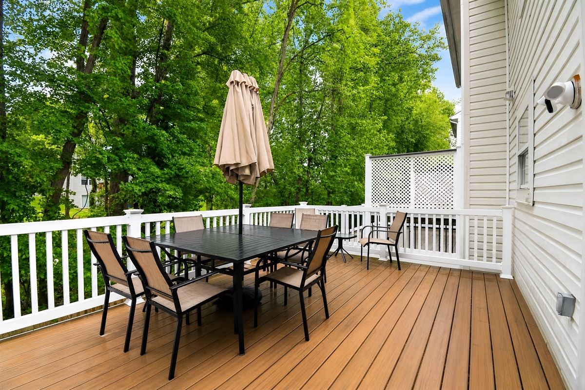 Private Deck — Alfresco Dining Space, Umbrella Shade, Direct Yard Access