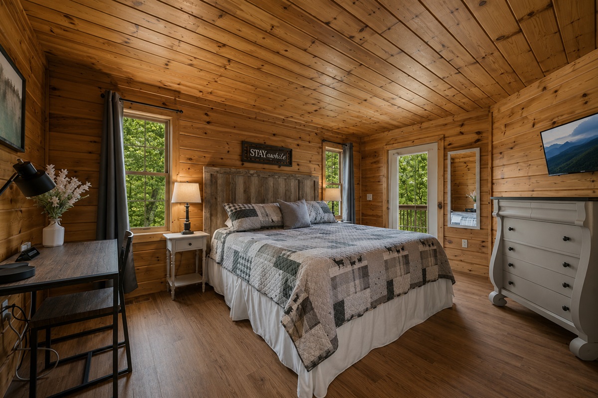 King Suite with Desk and Smart TV