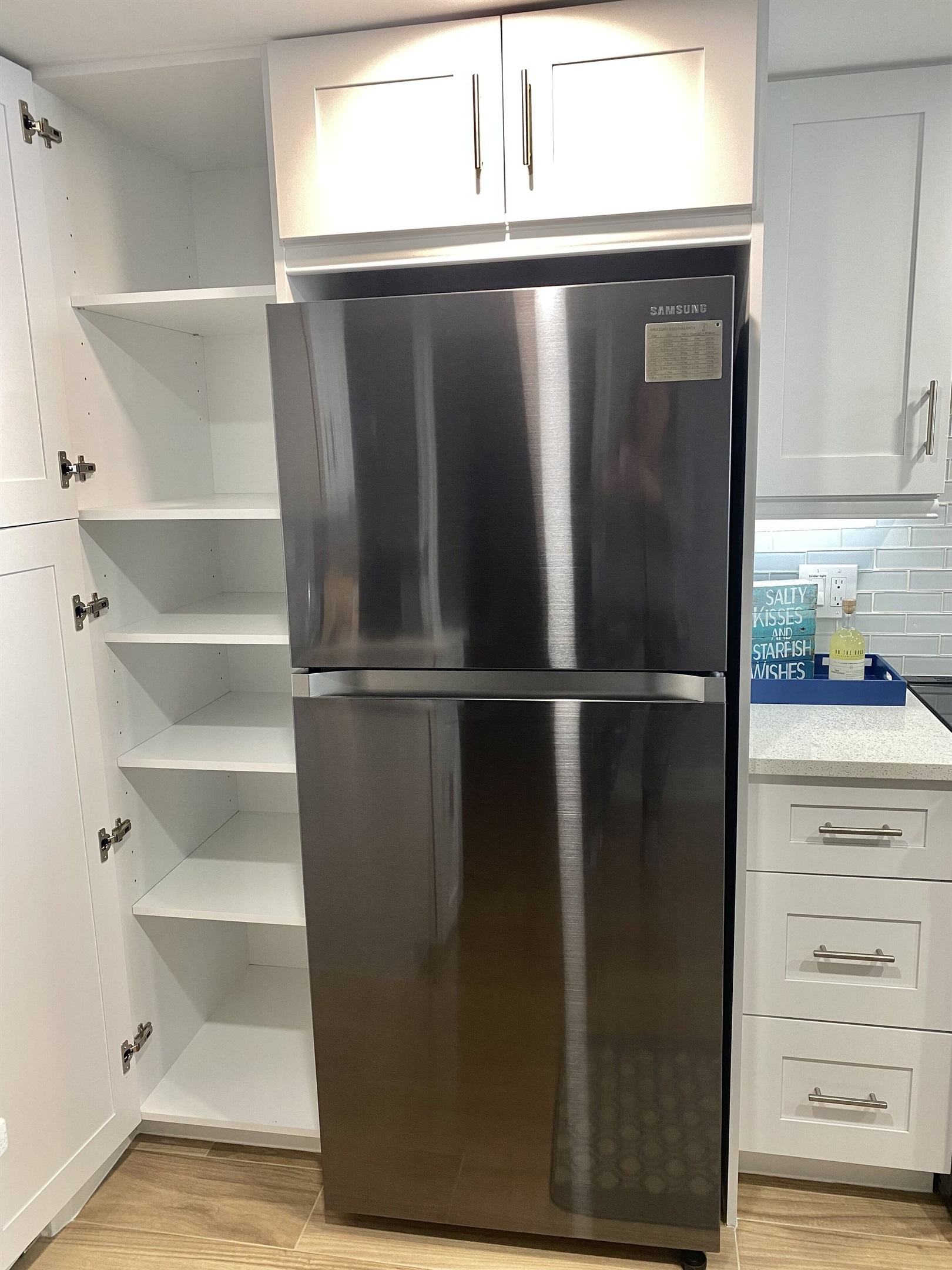 Floor to ceiling cabinet for your groceries