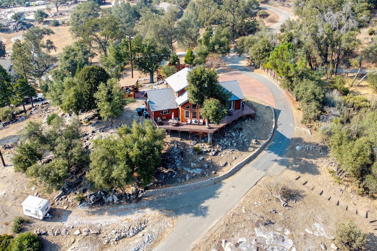 Waterfall Lodge near Yosemite and Bass Lake