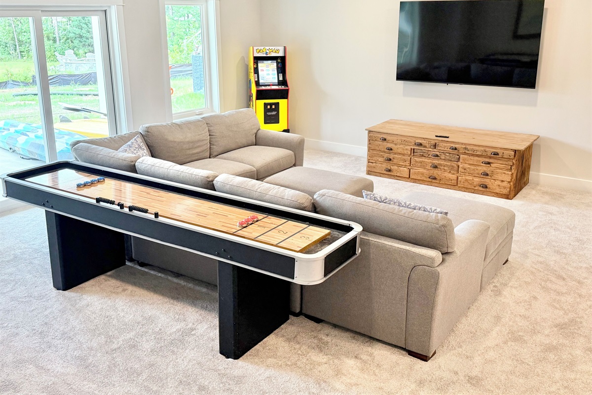 Amazing basement perfect for family's vacationing together w/ kitchen & two kings and quad bunk room. Game room has it all: arcade game, shuffleboard, air hockey, ping-pong! Custom coffee bar coming soon & will be done by early Sept. Pics coming!