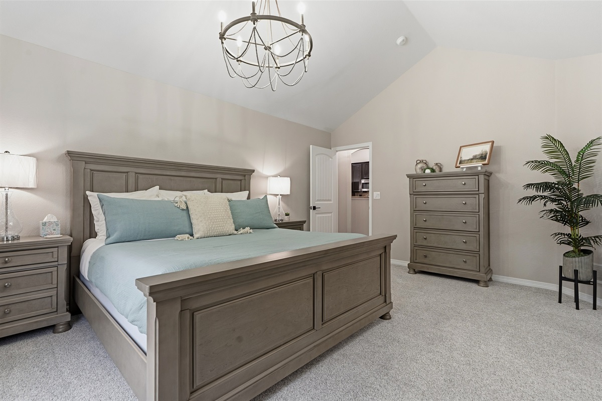 Primary Bedroom ~ King Bed!