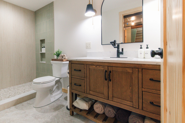 Gorgeous new bathroom!