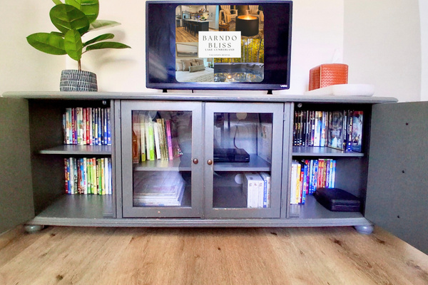 Kid friendly books and movies to keep them busy on a rainy day!