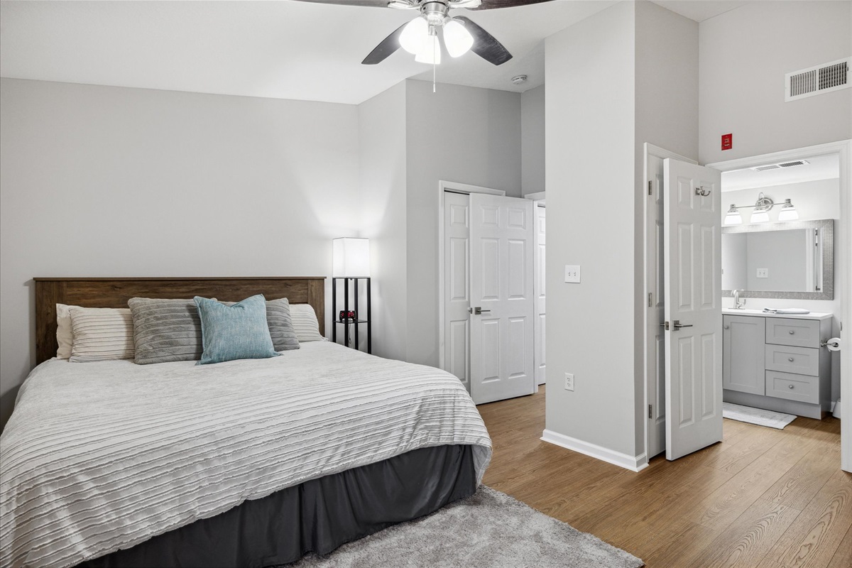 King Bedroom