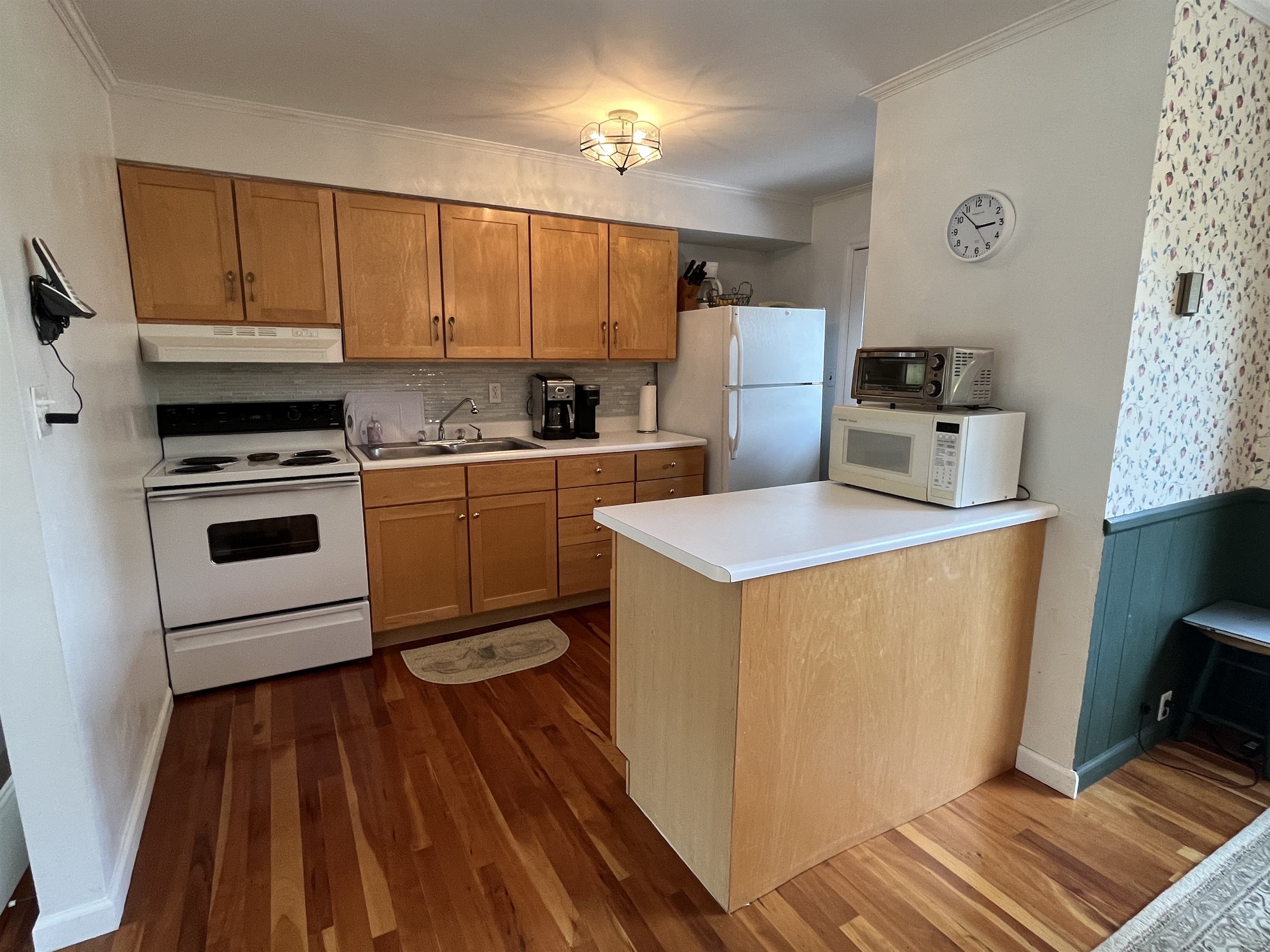 Kitchen w/ Keurig and regular coffee pot