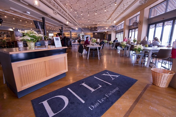 DLX Dining