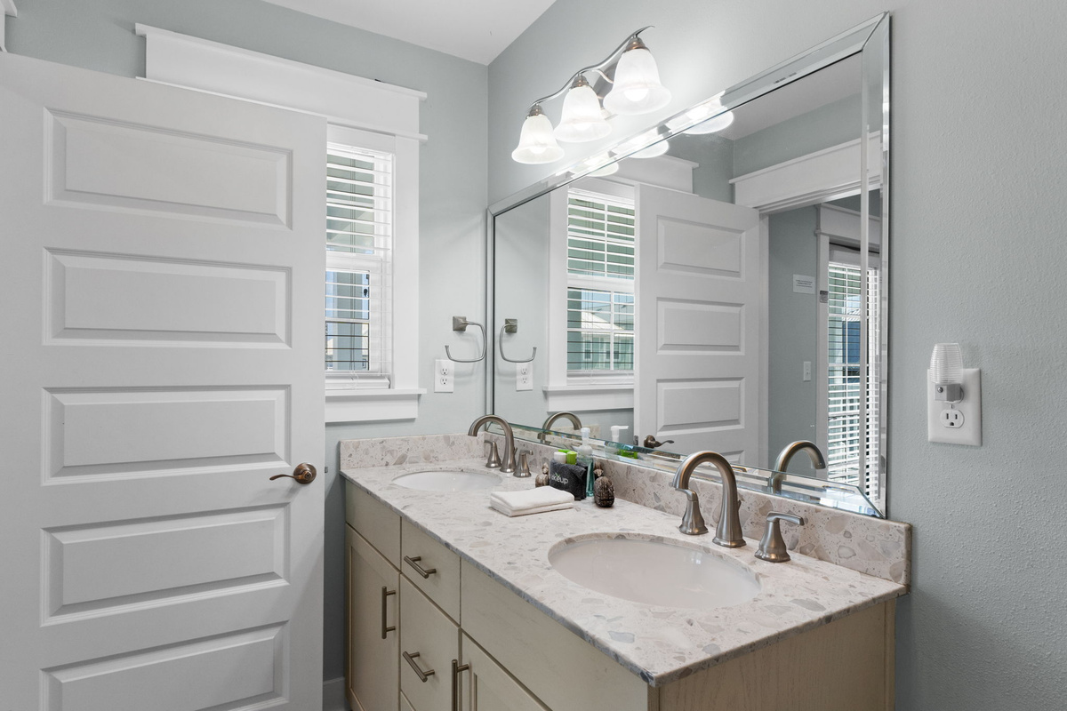 full bath for queen 3rd floor