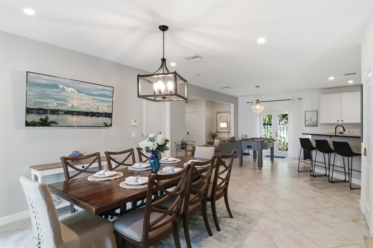 Dine, watch the game, let's hire a chef!