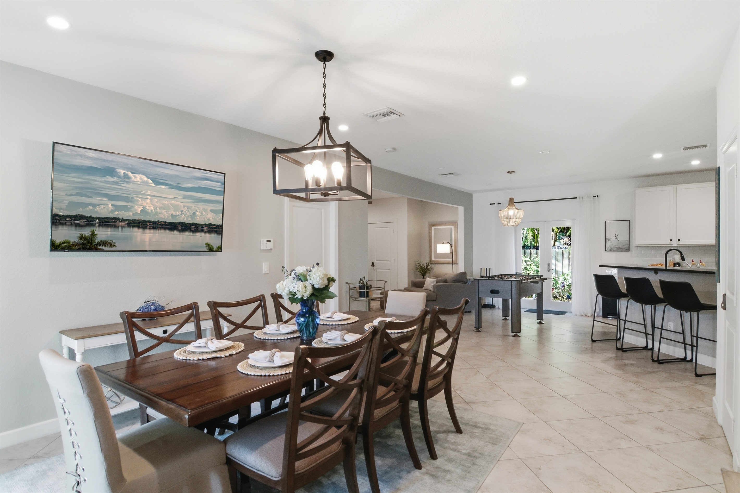 Dine, watch the game, let's hire a chef!