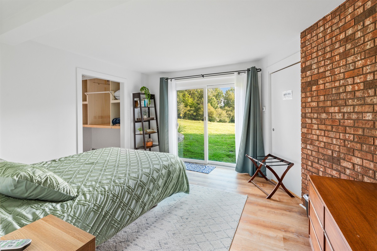 Downstairs Bedroom with Queen Bed and en suite Bathroom