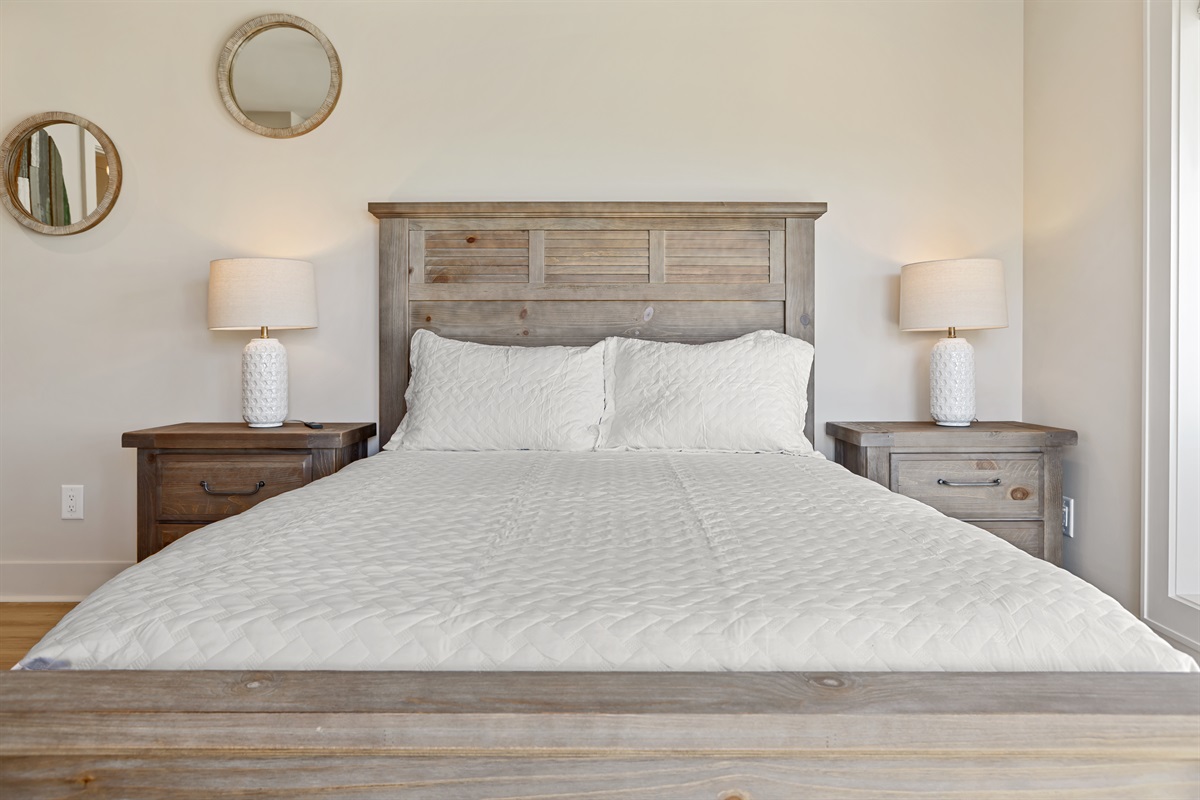Bed linens provided | 2nd floor