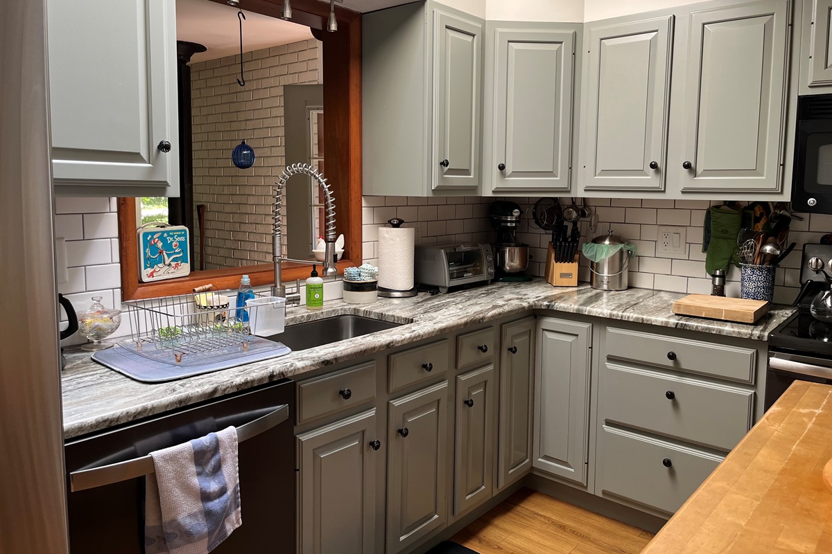 Kitchen pass through to living room