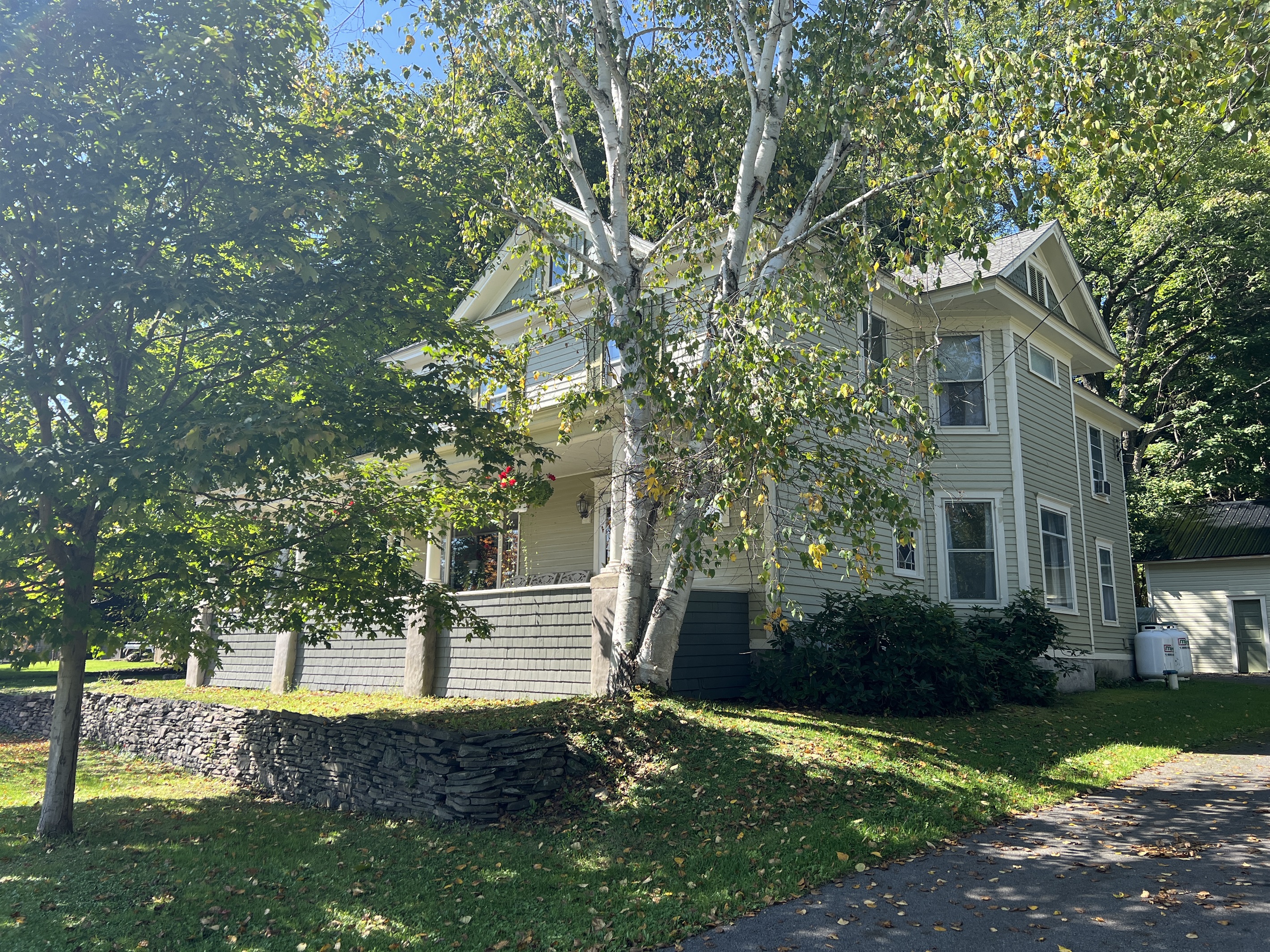 Terrace Lawn front