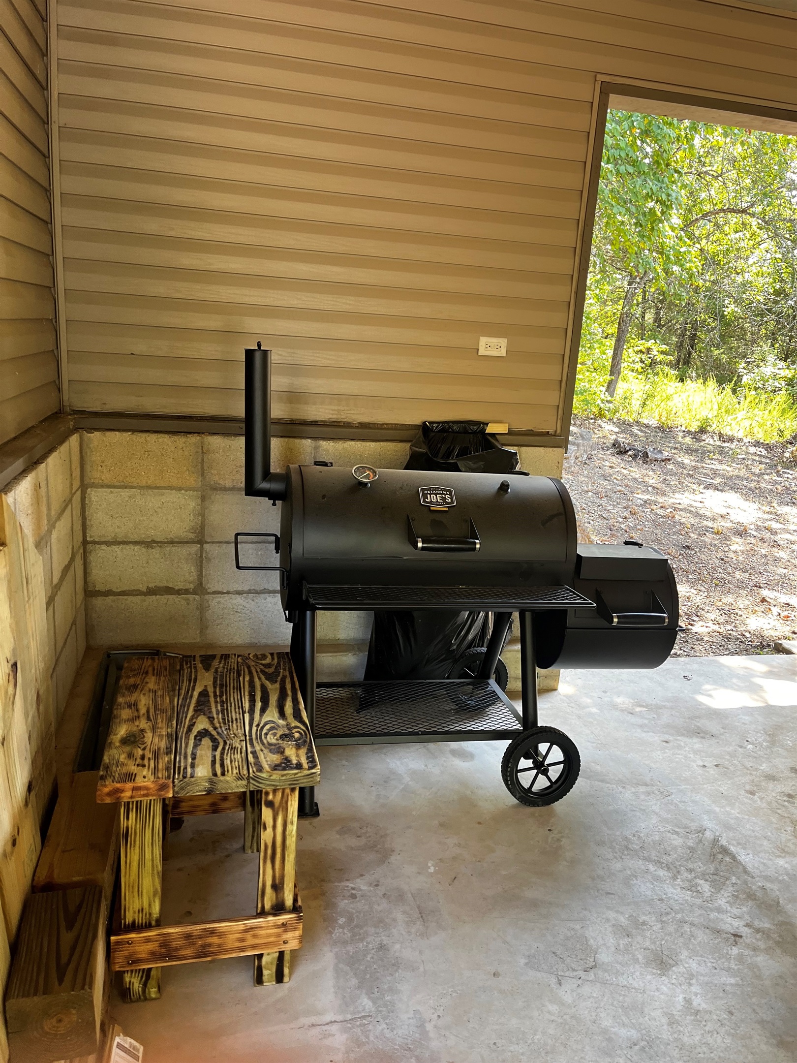 Charcoal BBQ Grill
