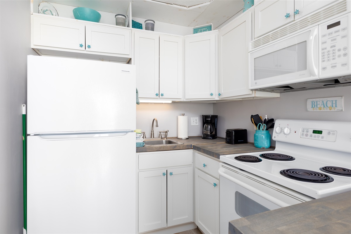 Well-equipped kitchen