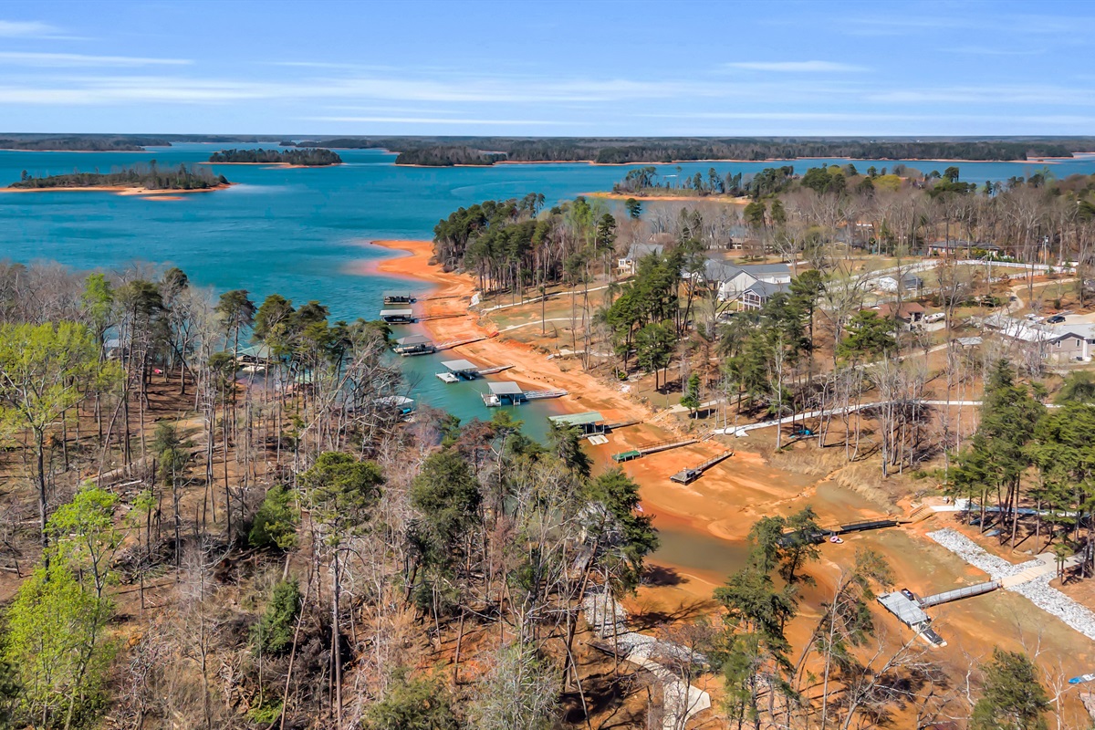Lake Hartwell 
