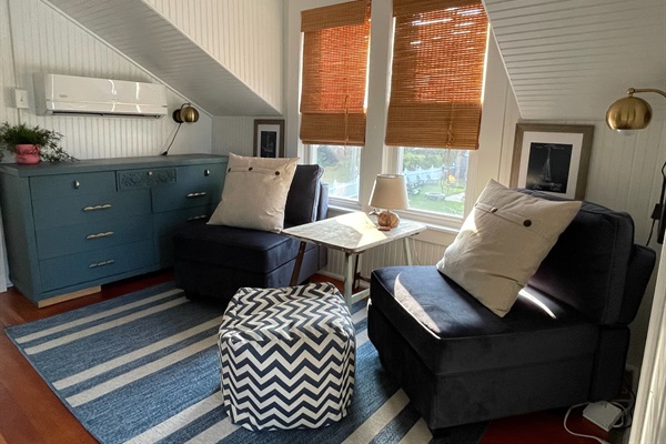 Upstairs sitting room with ample extra dresser space