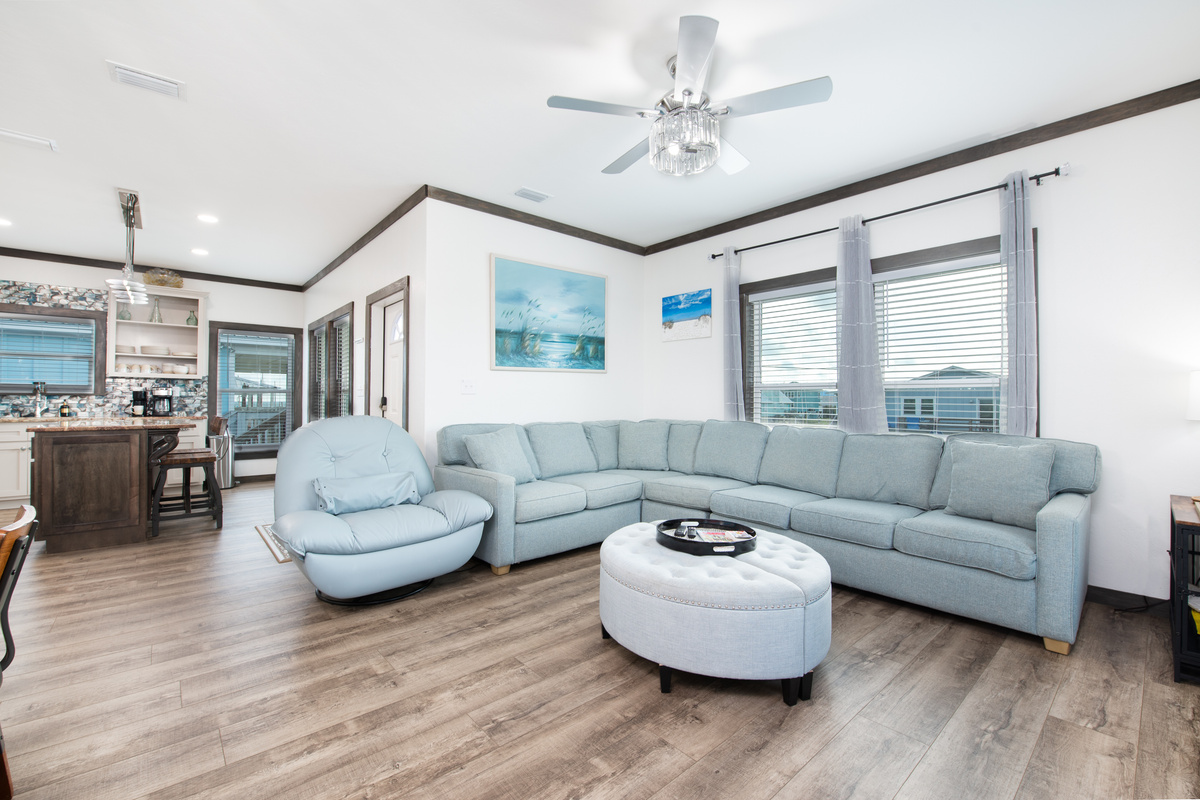 Sectional Sofa with Queen pull out