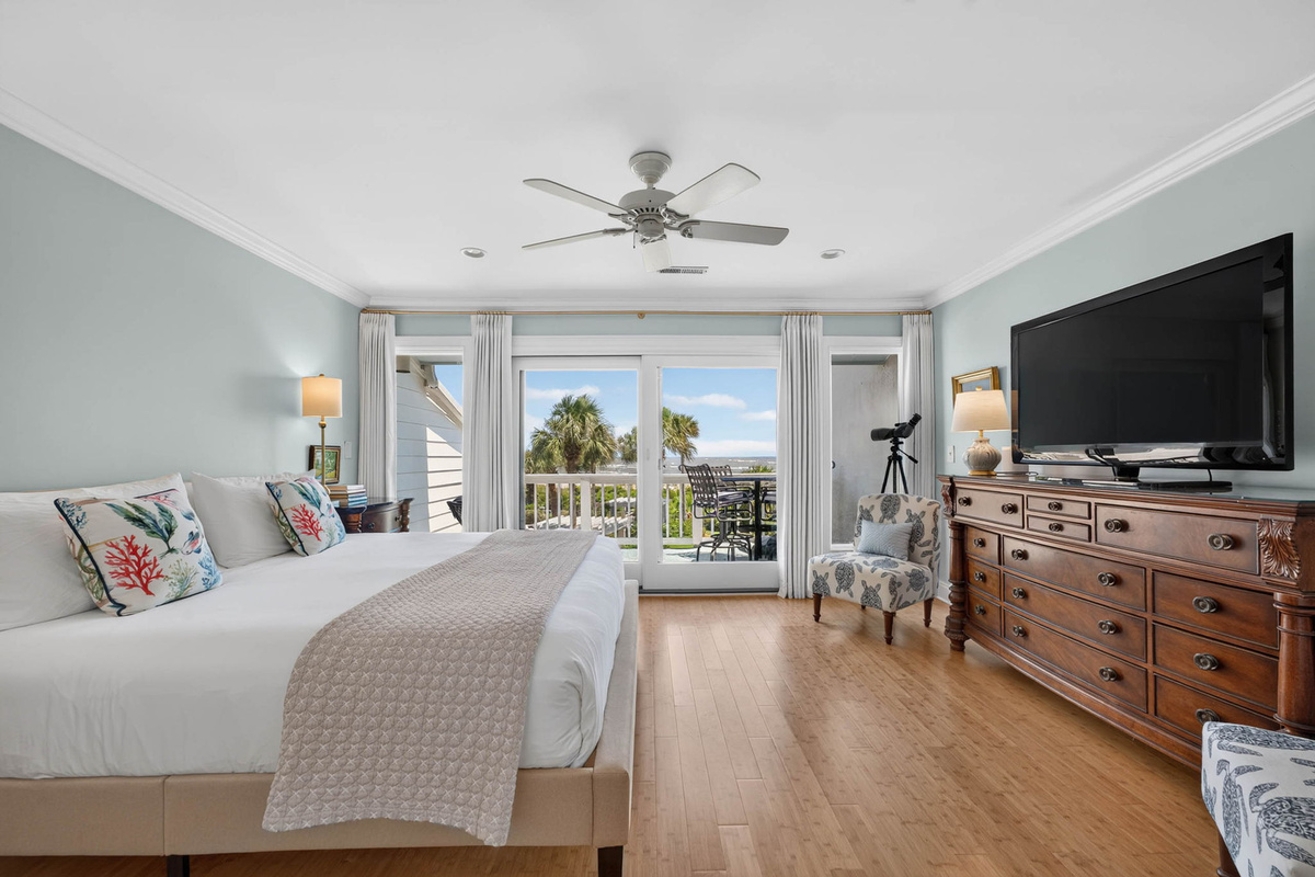 Bedroom 2: King Suite with oceanfront balcony | Oceans 22 | 22 Beach Club Villas, Wild Dunes | IOP Escapes