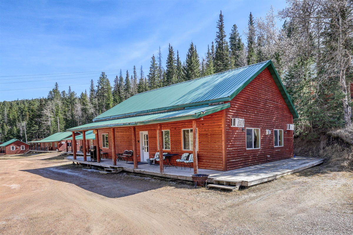 Cabin 5, Cole Cabins, Deadwood exterior