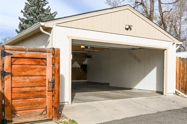 Garage