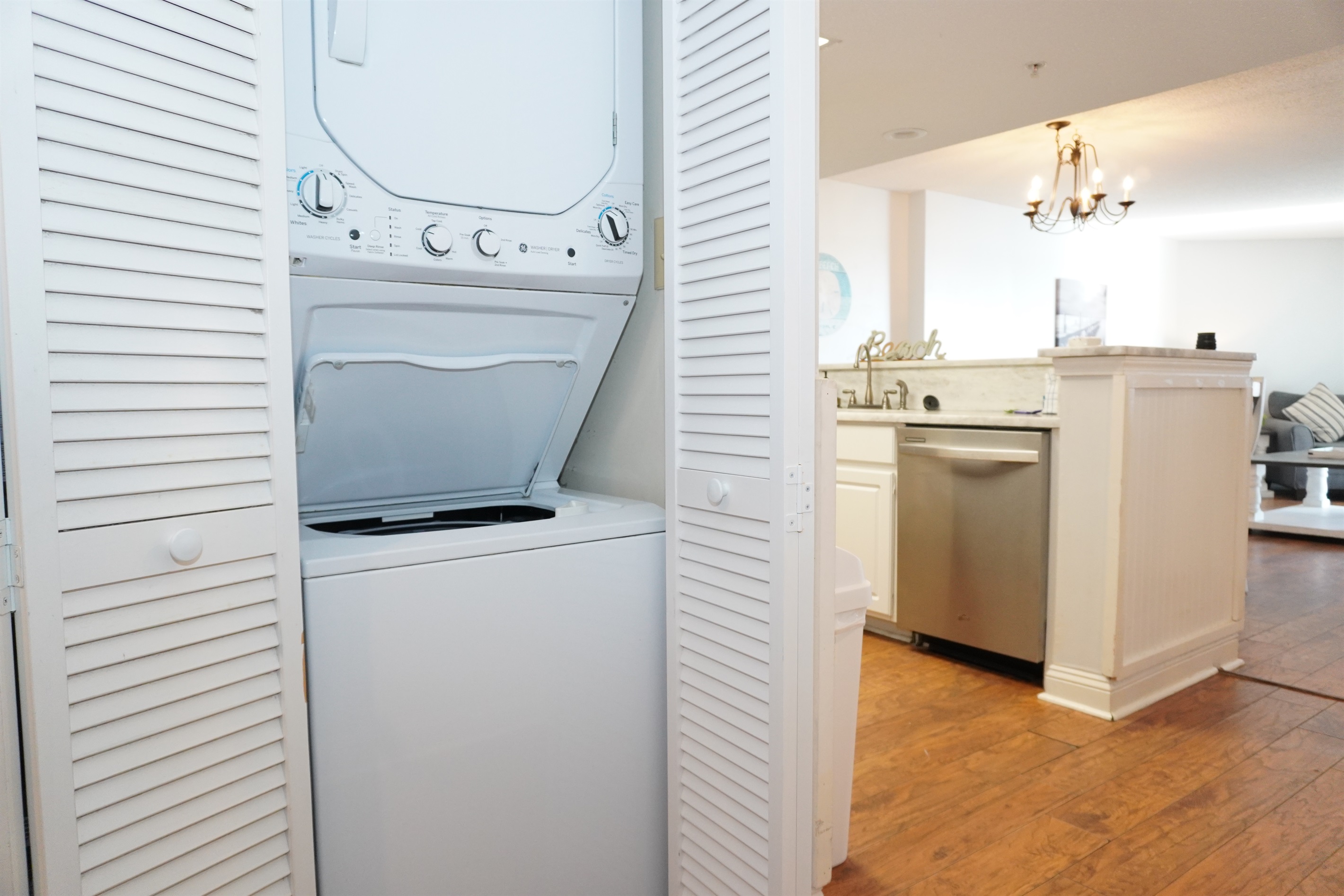 Washer/dryer set in common area