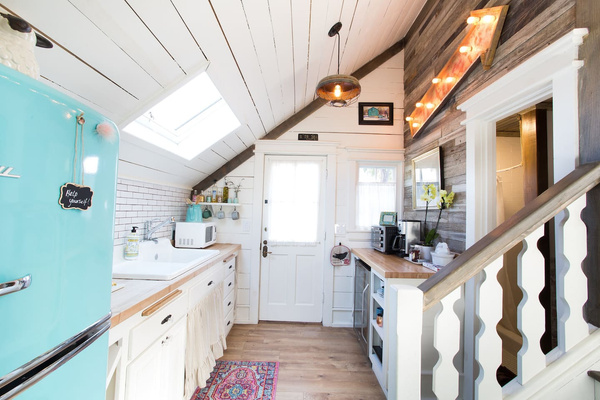 Easy farmhouse meals are on the menu, with induction burners, a large toaster oven, microwave, air fryer and electric skillet. Please note that the kitchen does not have a full-size oven or dishwasher.