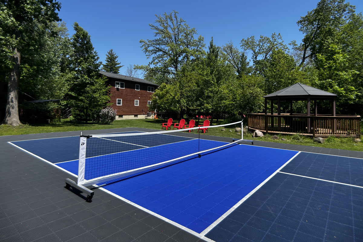 This pickleball court is shared with the guests in the Cabin. Who knows, you might make some new pickleball friends during your stay!