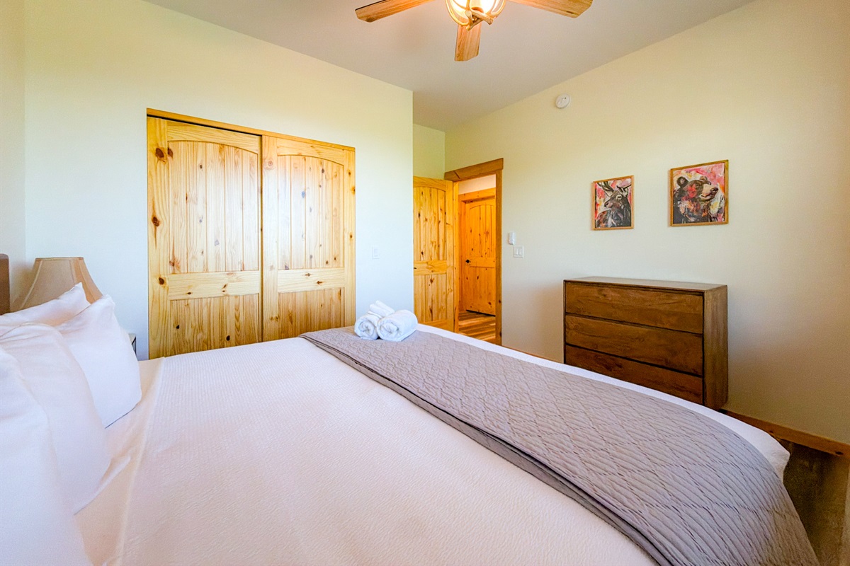 King Bed in Guest Bedroom 1