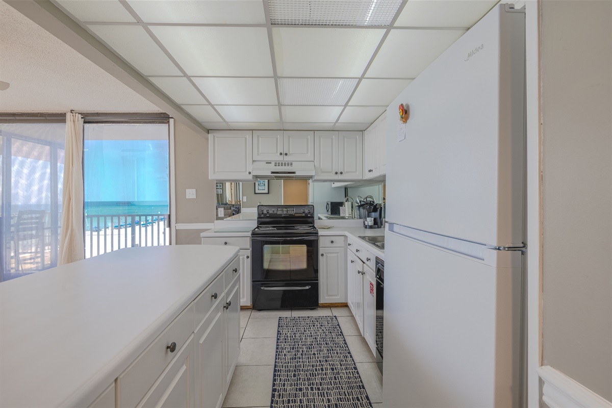 Well-equipped kitchen