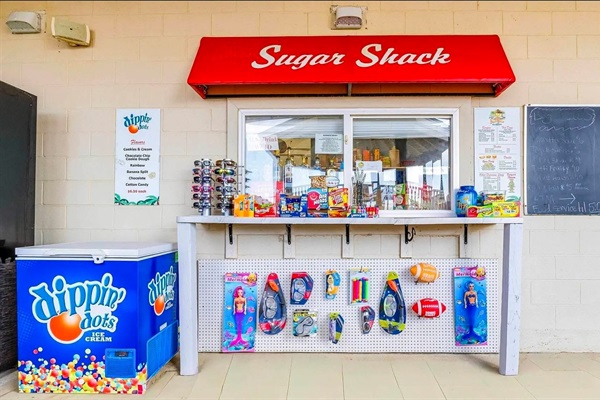Drinks, snacks, beach toys, etc. Open Seasonally