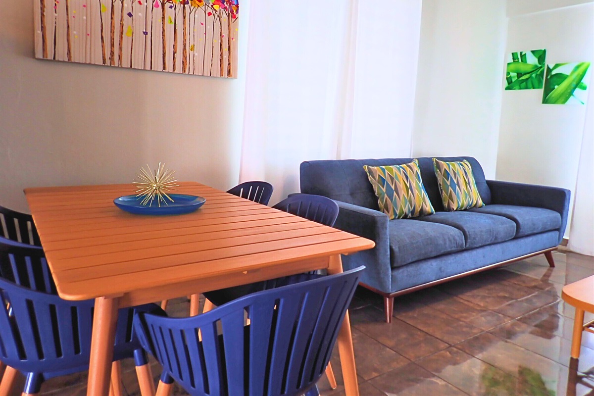 Living Room: Vibrant decor and inviting seating create the perfect backdrop for laughter and memories!