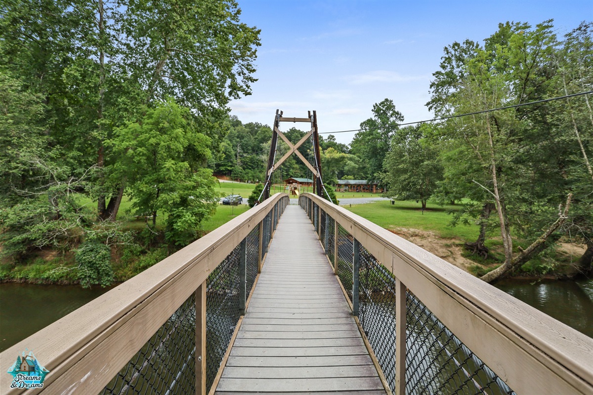 Fife bridge and river to enjoy.