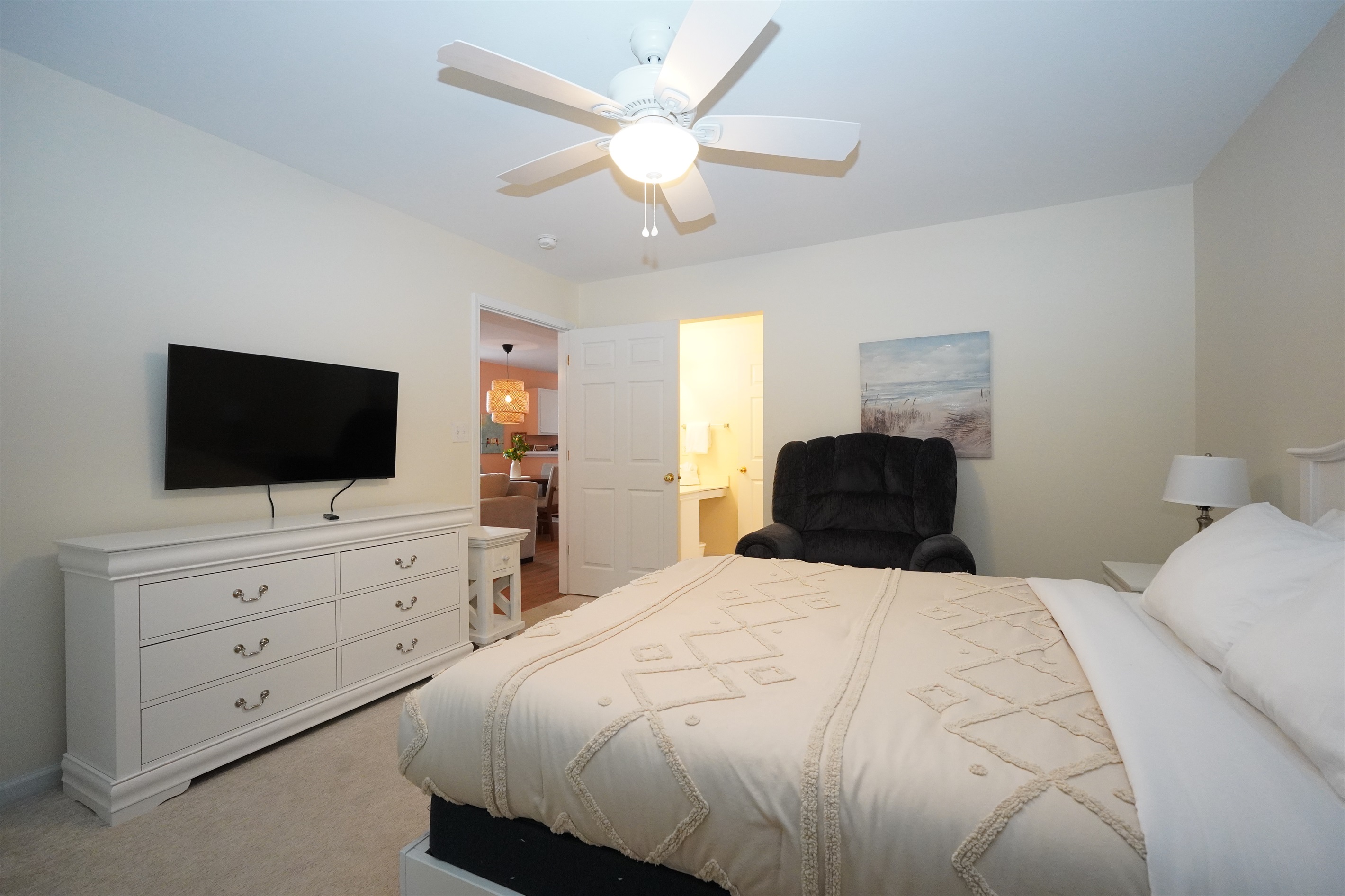 Ensuite Bath Access from Master Bedroom