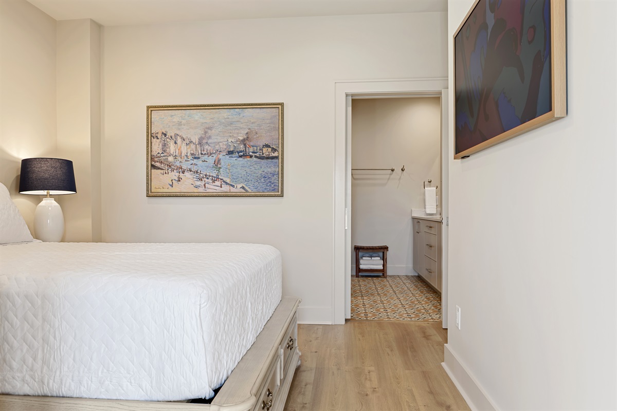 Bed linens provided | 2nd floor