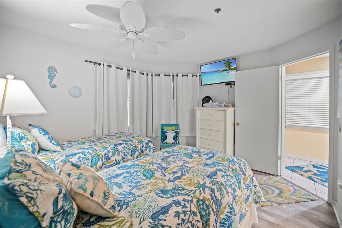 2nd Bedroom - 2 Doubles