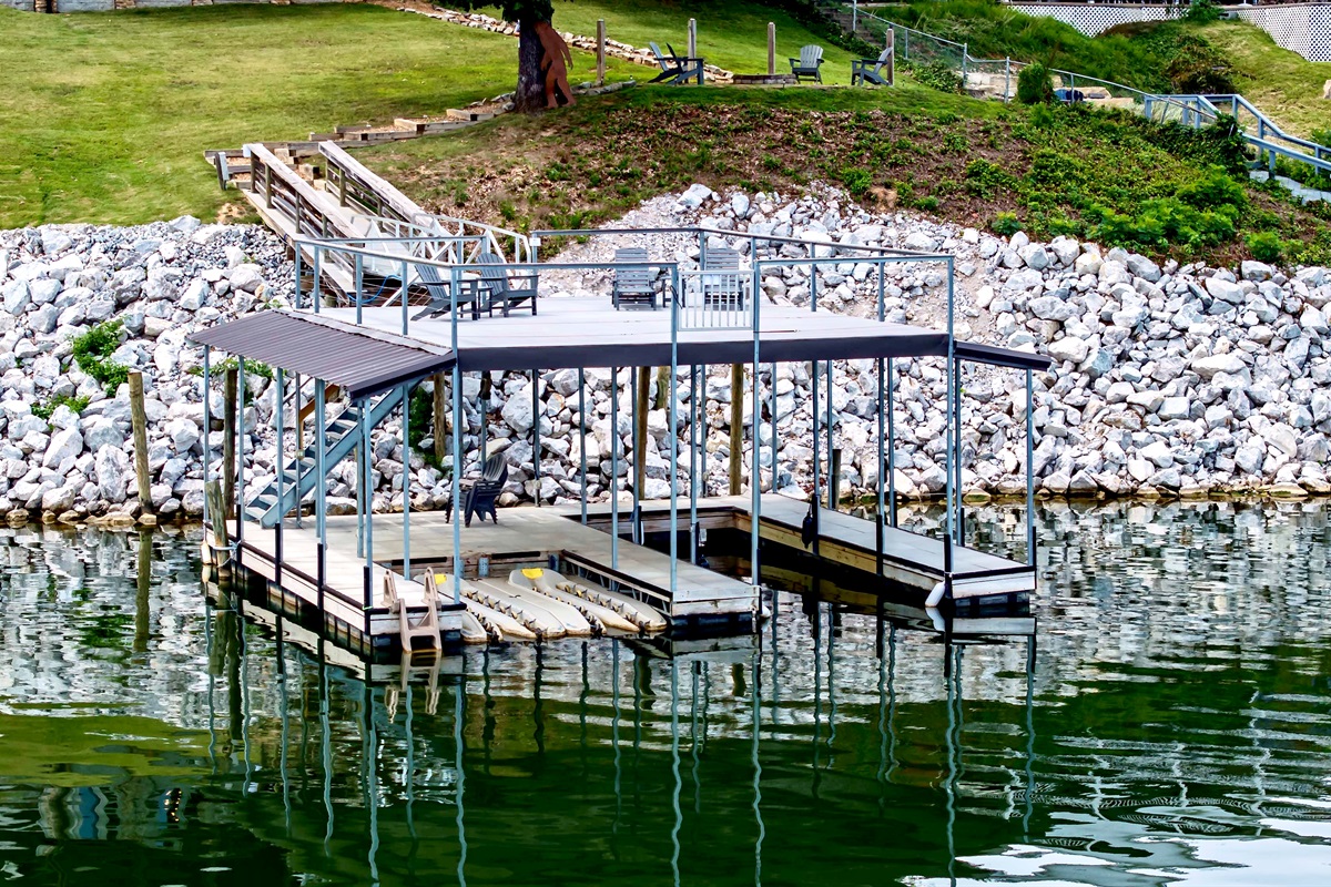 View of both levels of the boat dock