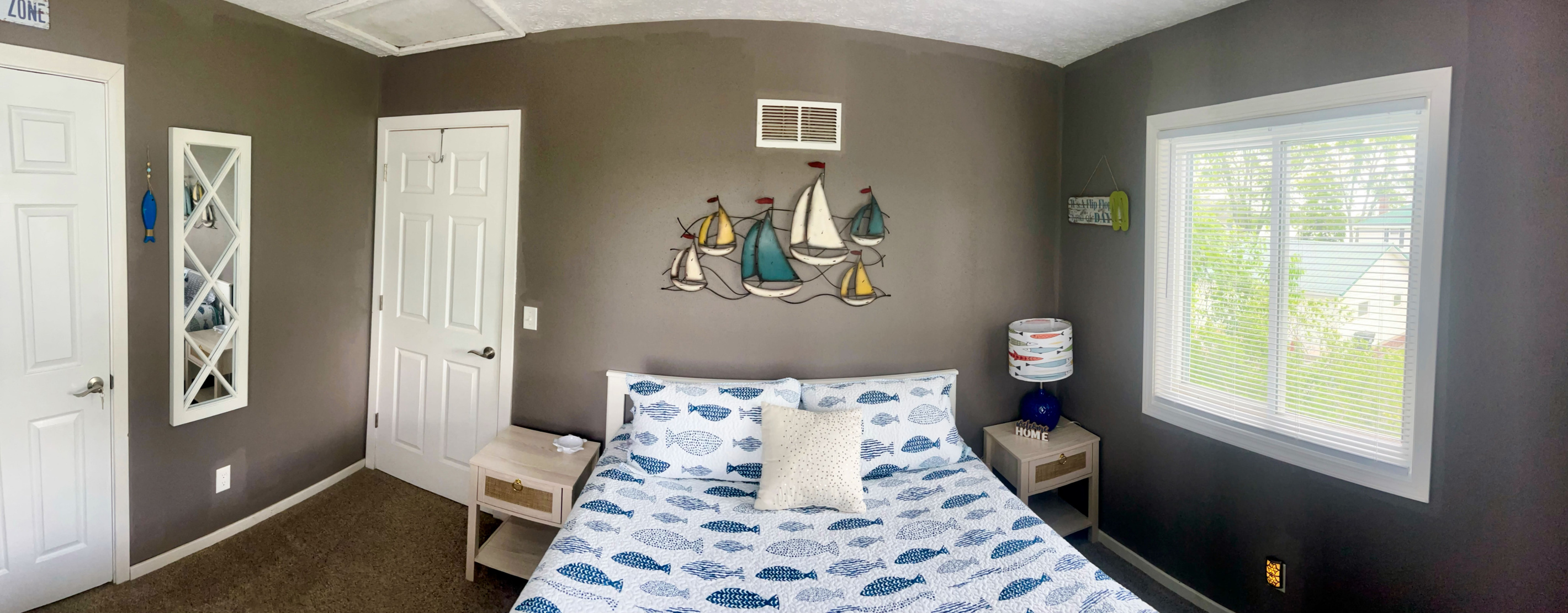 Lakeview Queen Bed
