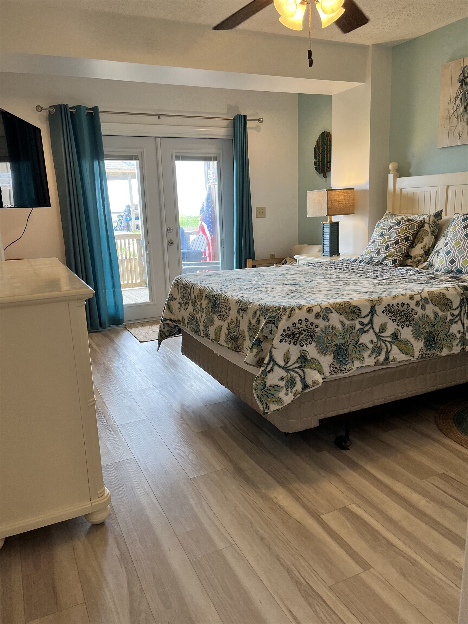 Master Bed Room