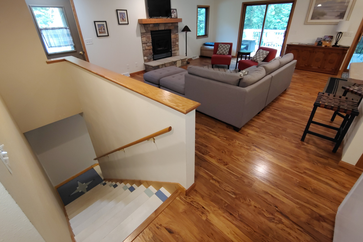 Stairs To Lower Level